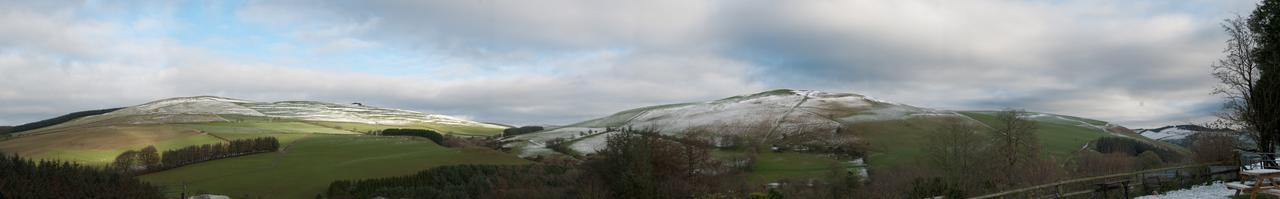 The Fforest Inn Llanfihangel-nant-Melan Buitenkant foto
